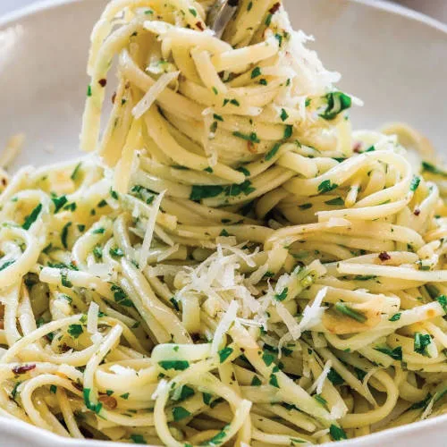 Ароматни спагети с чеснови гъби